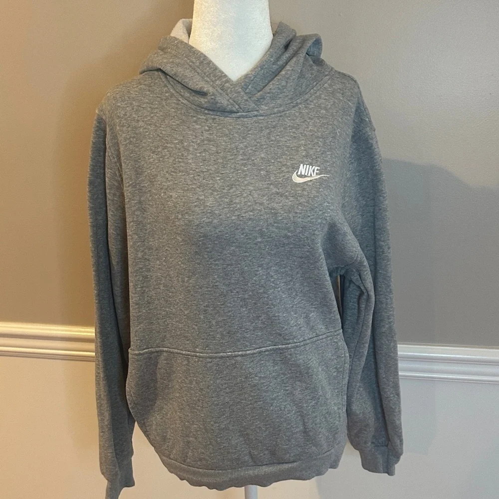 NIKE  Gray Kids Hoodie Youth XL
